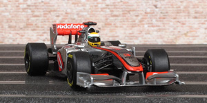 Carrera 27394 McLaren Mercedes MP4-26 - #3 Vodafone. Lewis Hamilton 2011 - 03