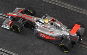 Carrera 27394 McLaren Mercedes MP4-26 - #3 Vodafone. Lewis Hamilton 2011 - 08