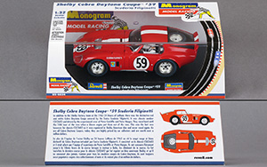 Monogram 85-4834 Shelby Cobra Daytona Coupe - #59 Scuderia Filipinetti. DNF, Le Mans 24 Hours 1965. Peter Sutcliffe / Peter Harper - 09