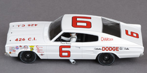 Monogram 85-4842 - 1966 Dodge Charger. #6 Cotton Owens Garage / South Eastern Dodge Dealers. David Pearson 1966 - 04
