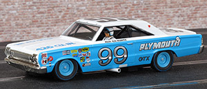 Monogram 85-4843 - 1967 Plymouth Belvedere GTX. #99 Nichels Engineering. Paul Goldsmith, NASCAR 1967