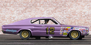 Monogram 85-4844 - 1967 Dodge Charger. #12 NASCAR 1967. Sponsor/Owner: Jon Thorne. Driver: LeeRoy Yarbrough - 05