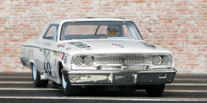 Monogram 85-4892/Revell 08333 - 1963 Ford Galaxie 500. #28 LaFayette Ford / Holman-Moody. Fred Lorenzen, NASCAR 1963 - 03