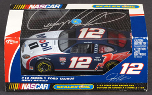 Scalextric C2348 Ford Taurus - #12 Mobil 1. Jeremy Mayfield 2001 - 11