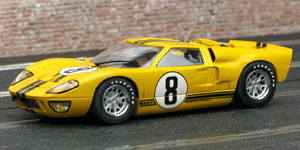 Scalextric C2683A Ford GT40 mk2 01