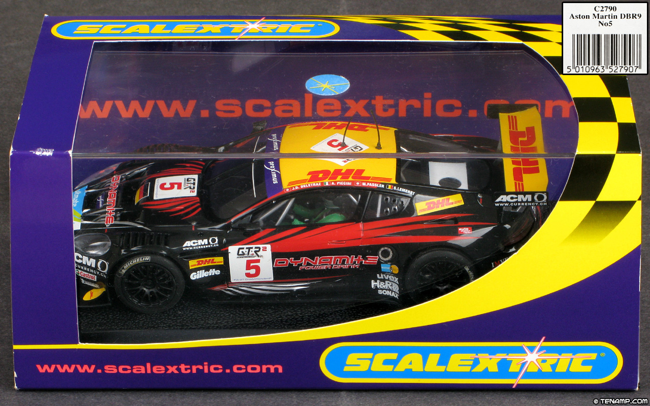 Scalextric C2790 Aston Martin DBR9 - #5 DHL / Dynamite