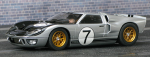Scalextric C2917 Ford GT40 Mk2 02