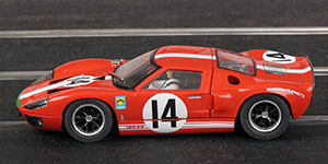 Scalextric C3630 Ford GT40 - #14 Scuderia Filipinetti. DNF, Le Mans 24 Hours 1966. Peter Sutcliffe / Dieter Spoerry - 03