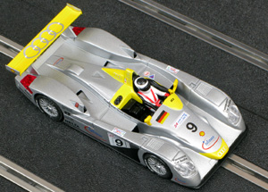 SCX 60760 Audi R8 - #9 Infineon. 2nd place, Le Mans 24hrs 2000. Allan McNish / Stéphane Ortelli / Laurent Aiello - 07