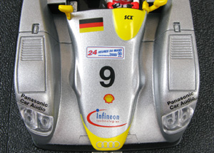 SCX 60760 Audi R8 - #9 Infineon. 2nd place, Le Mans 24hrs 2000. Allan McNish / Stéphane Ortelli / Laurent Aiello - 09