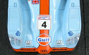 SCX 61000 Audi R8 - #4 Gulf. DNF, Le Mans 24hrs 2001. Stefan Johansson / Patrick Lemarié / Tom Coronel - 09