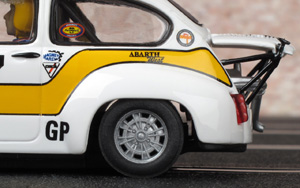 SCX A10121X300 - 1967 Fiat Abarth 1000 Berlina Corsa. No7 - 10