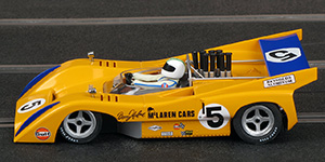 Slot.it CA26E McLaren M8D - #5. McLaren Cars Ltd. Winner, Watkins Glen Can-Am 1970. Denis "Denny" Hulme - 06