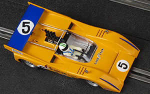 Slot.it CA26E McLaren M8D - #5. McLaren Cars Ltd. Winner, Watkins Glen Can-Am 1970. Denis "Denny" Hulme - 07